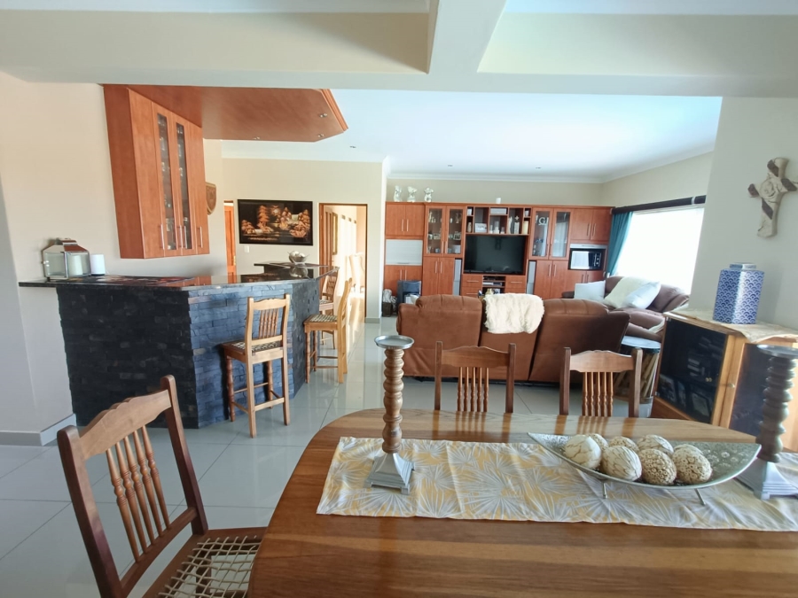 3 Bedroom Property for Sale in Oubaai Western Cape